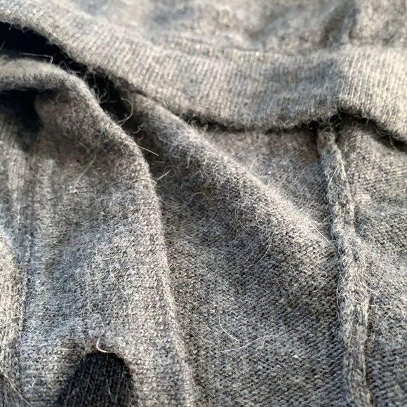 Olivaceous Loose fit drop shoulder hoodie super soft with mohair sz small - Picture 7 of 7